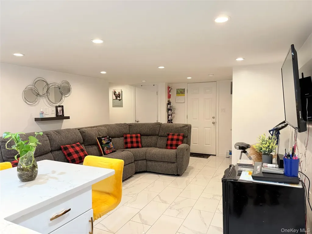 660 Williams Avenue Brooklyn NY 11207