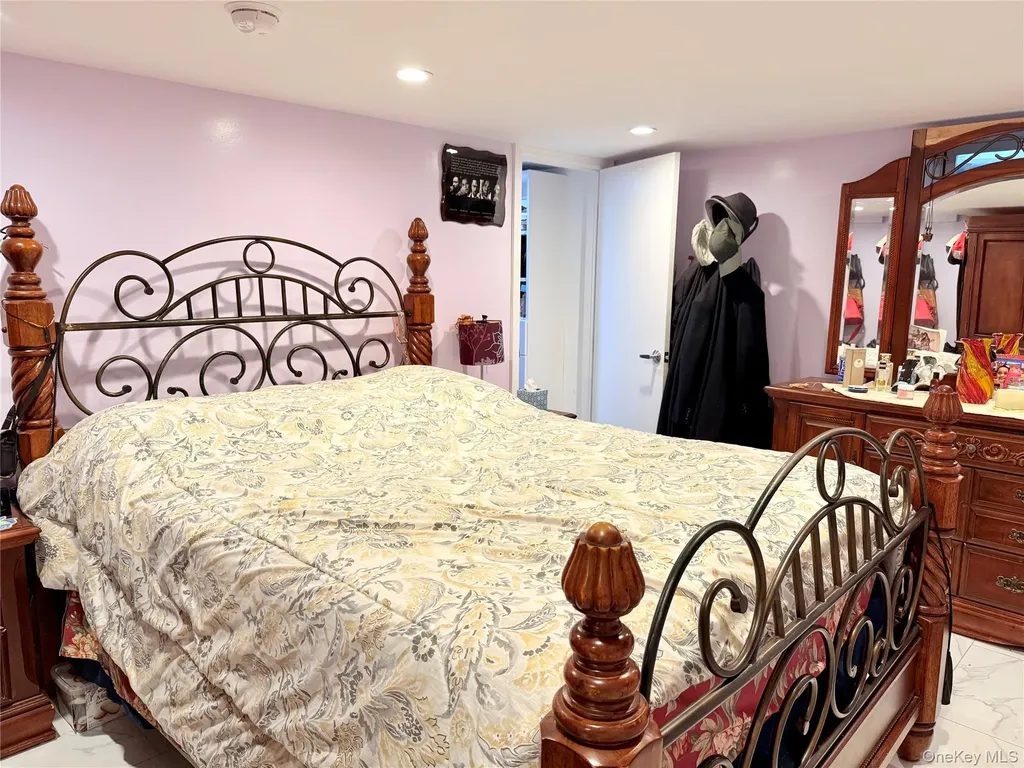 660 Williams Avenue Brooklyn NY 11207