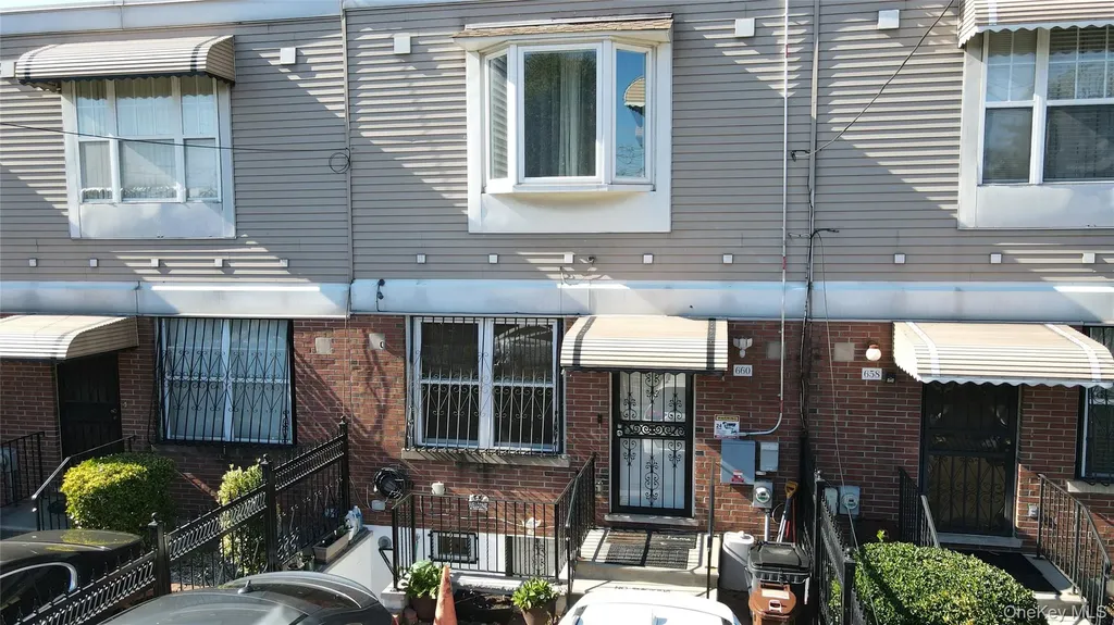 660 Williams Avenue Brooklyn NY 11207