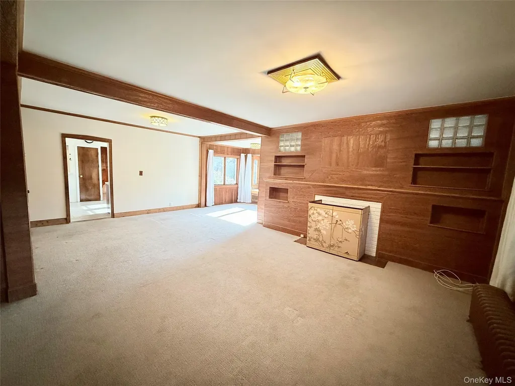 34 Maple Avenue Northport NY 11768