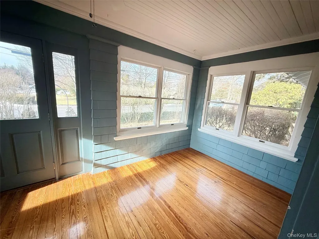34 Maple Avenue Northport NY 11768