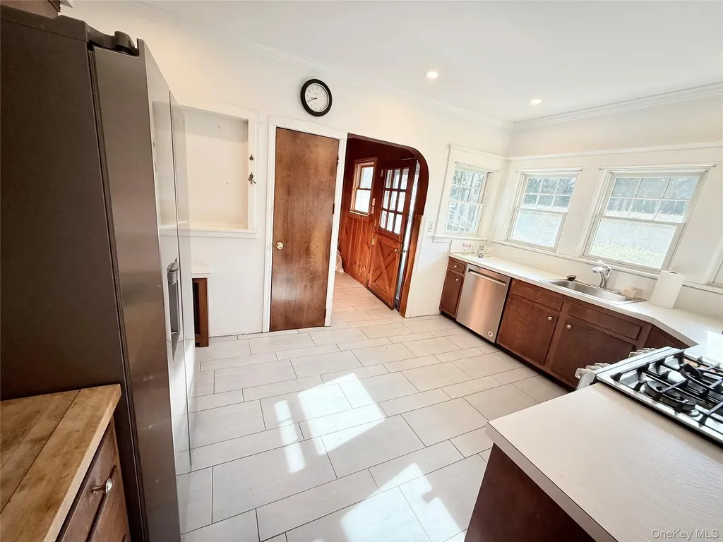 34 Maple Avenue Northport NY 11768