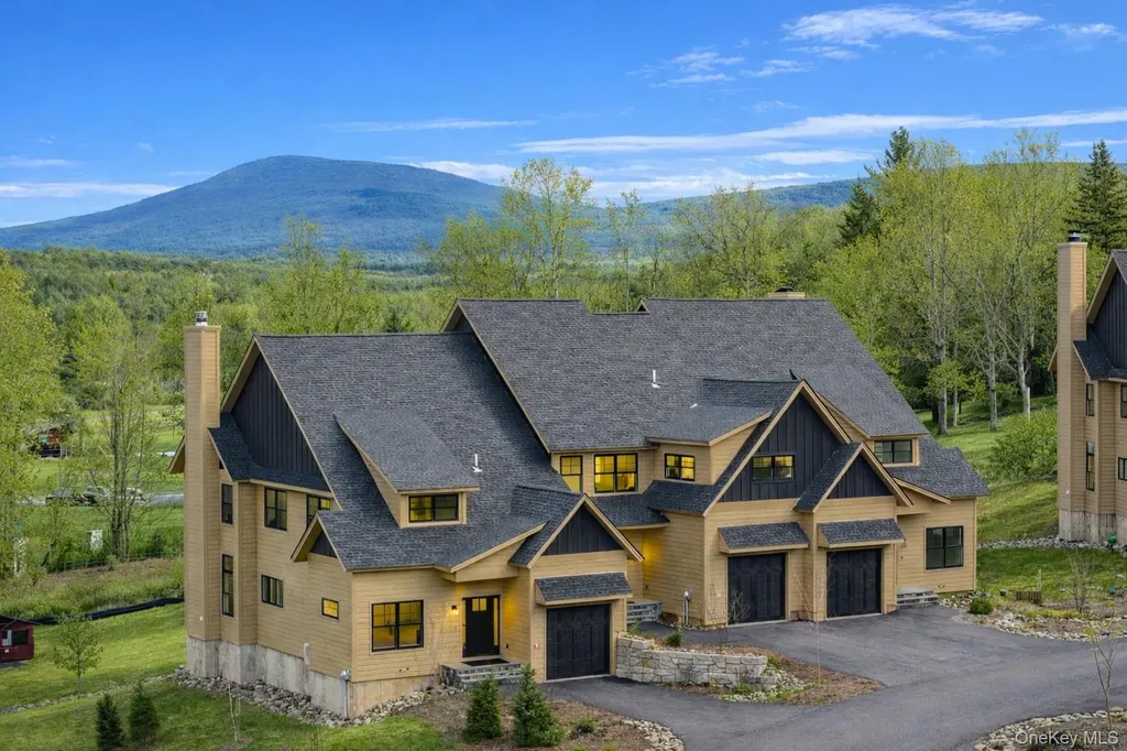 17 Stonewall Lane Windham NY 12496
