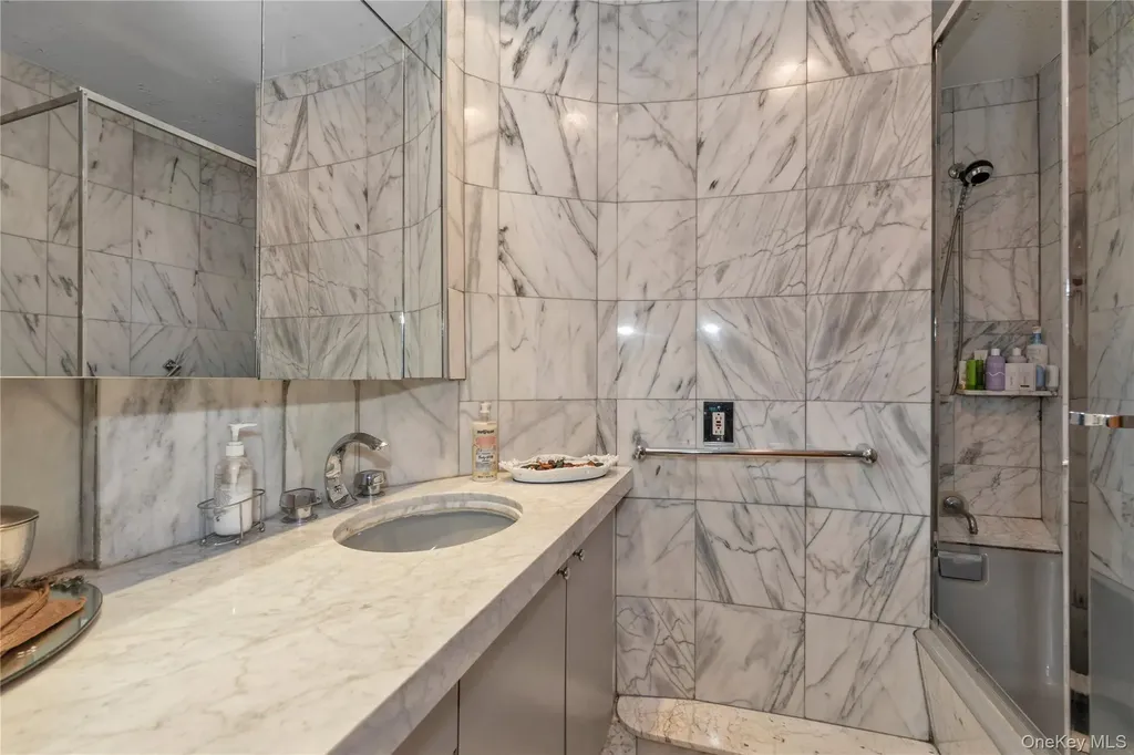 145-85 9th Avenue Whitestone NY 11357