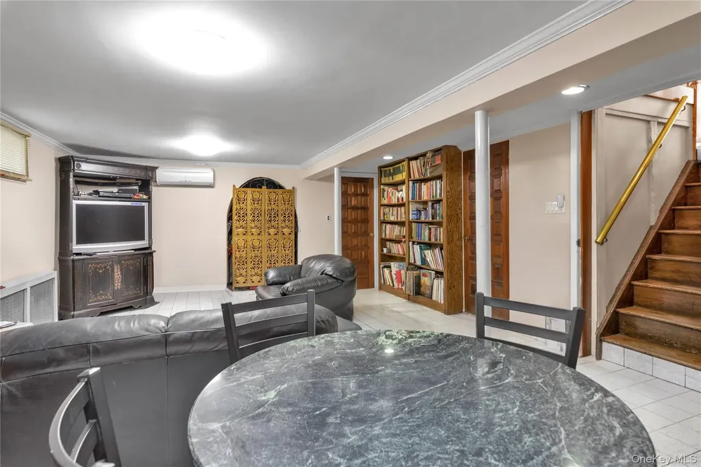 145-85 9th Avenue Whitestone NY 11357