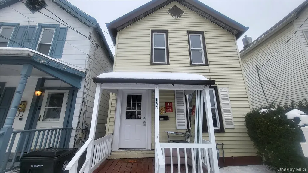 164 Thompson Street Poughkeepsie NY 12601