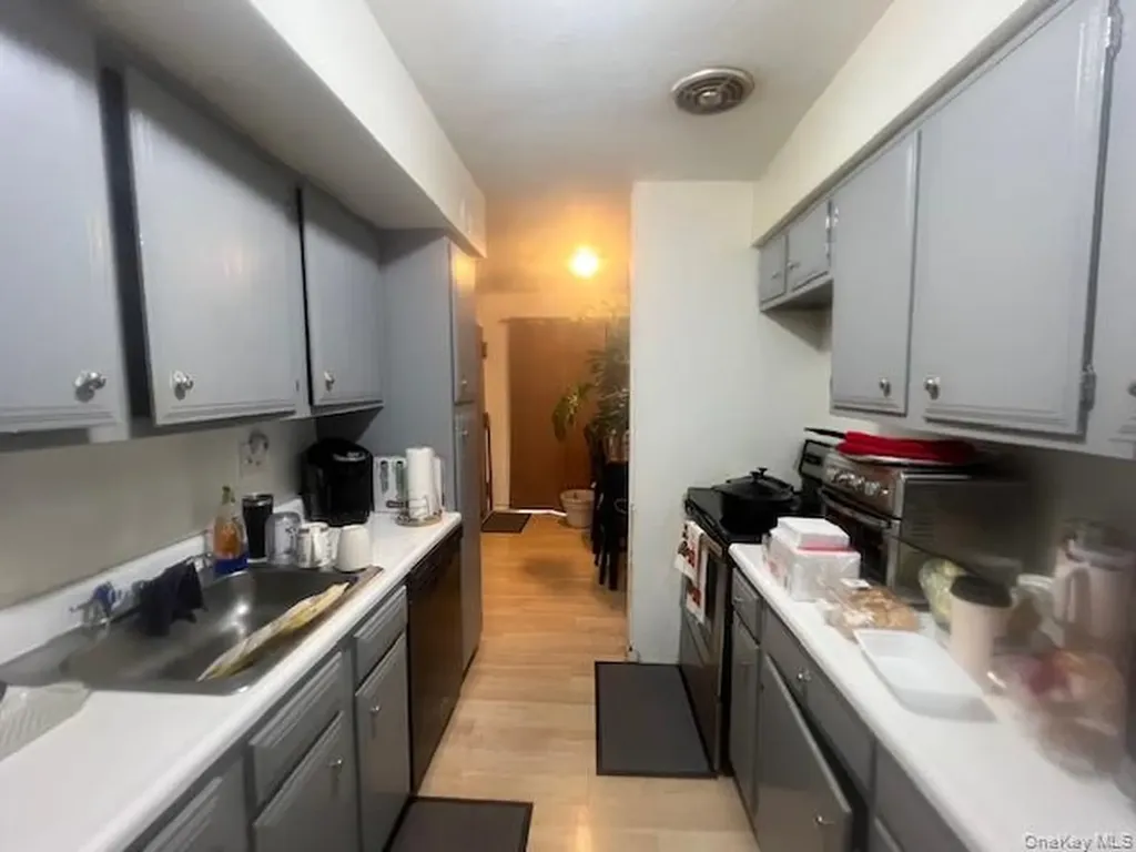 5 Crescent Drive Thiells NY 10984