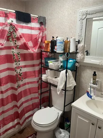 137-15 220th Place Laurelton NY 11413
