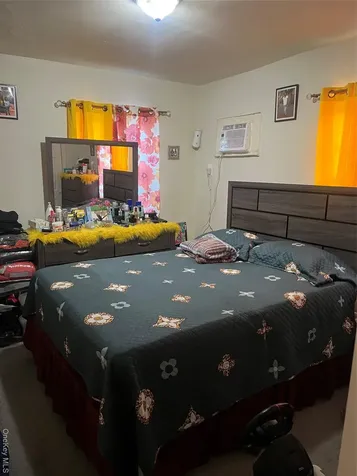 137-15 220th Place Laurelton NY 11413