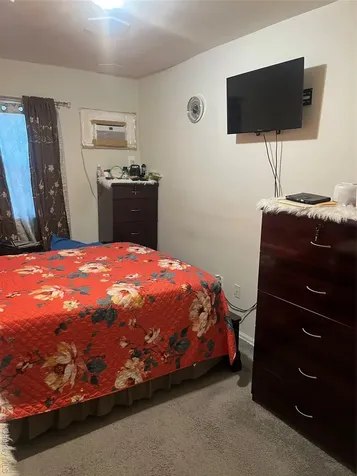 137-15 220th Place Laurelton NY 11413
