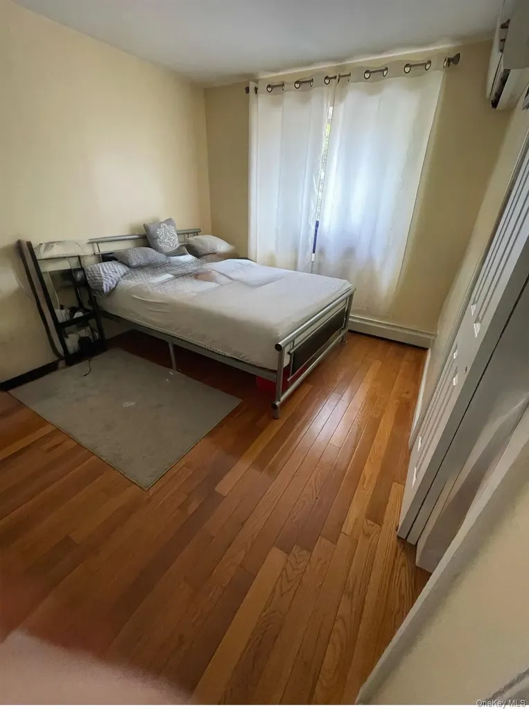 13708 31st Road Flushing NY 11354