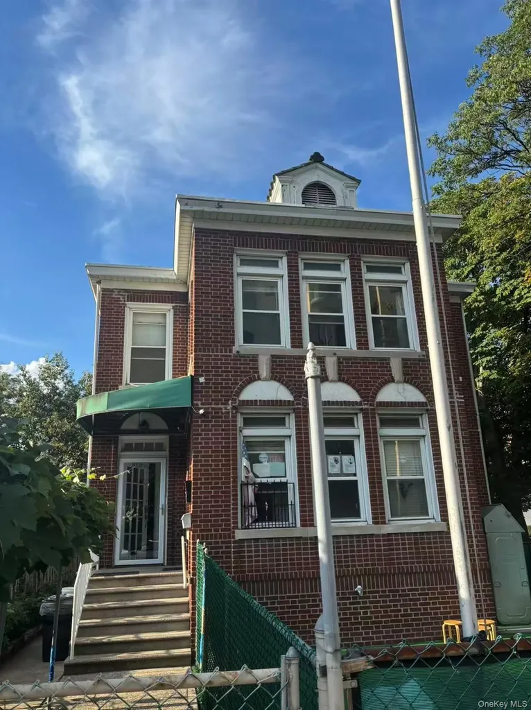 145-15 34th Avenue Flushing NY 11354