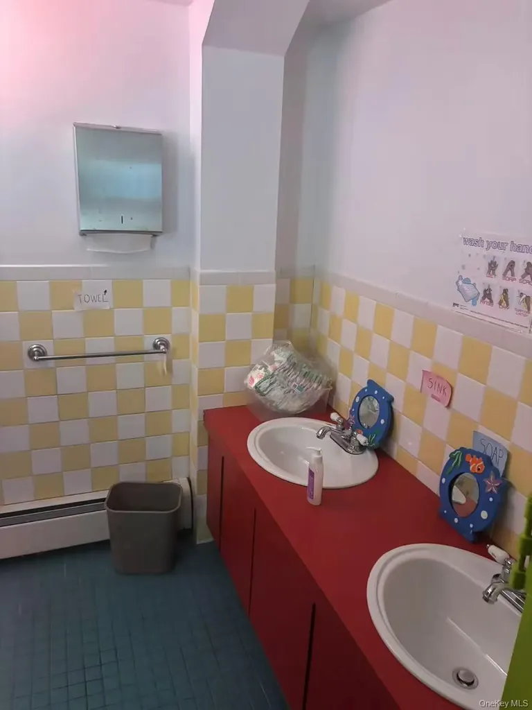 145-15 34th Avenue Flushing NY 11354