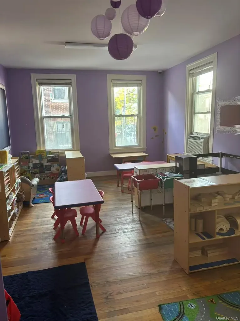 145-15 34th Avenue Flushing NY 11354