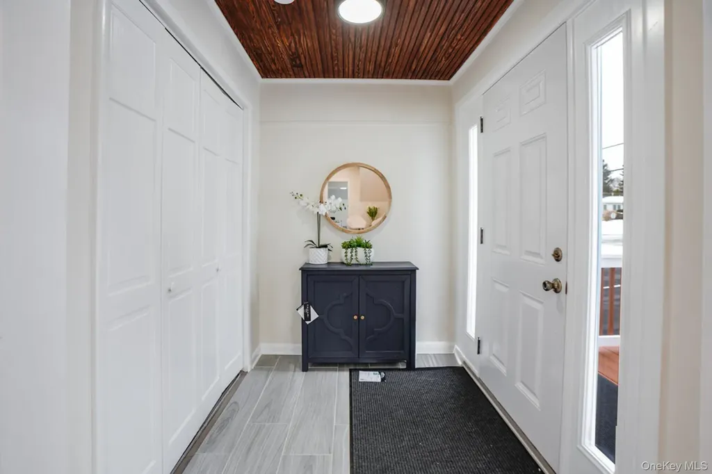 20 Shirley Avenue Fishkill NY 12524