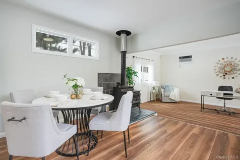 20 Shirley Avenue Fishkill NY 12524