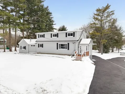 20 Shirley Avenue Fishkill NY 12524