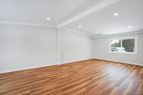 20 Shirley Avenue Fishkill NY 12524