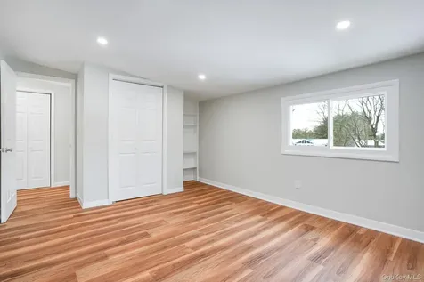 20 Shirley Avenue Fishkill NY 12524