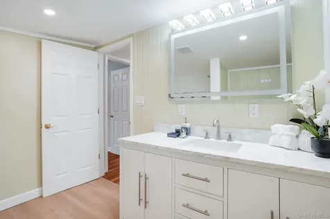 20 Shirley Avenue Fishkill NY 12524