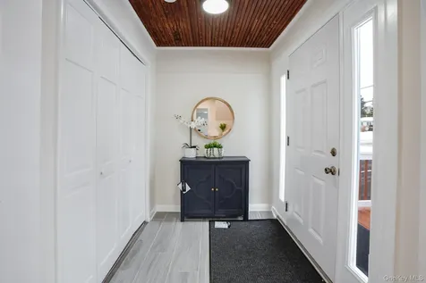 20 Shirley Avenue Fishkill NY 12524