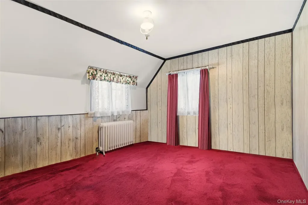 54 Summit Drive Manhasset NY 11030