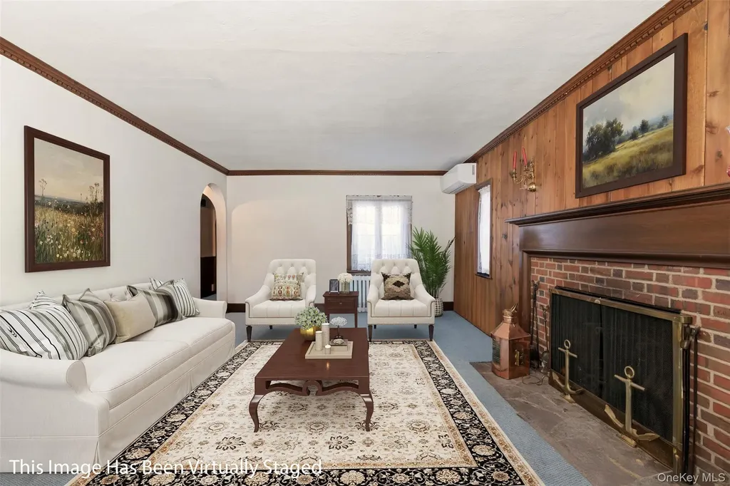 54 Summit Drive Manhasset NY 11030
