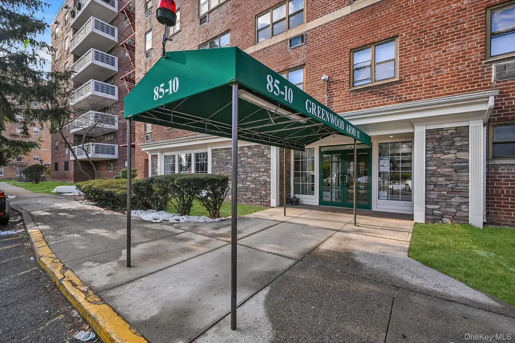 85-10 151st Avenue Howard Beach NY 11414