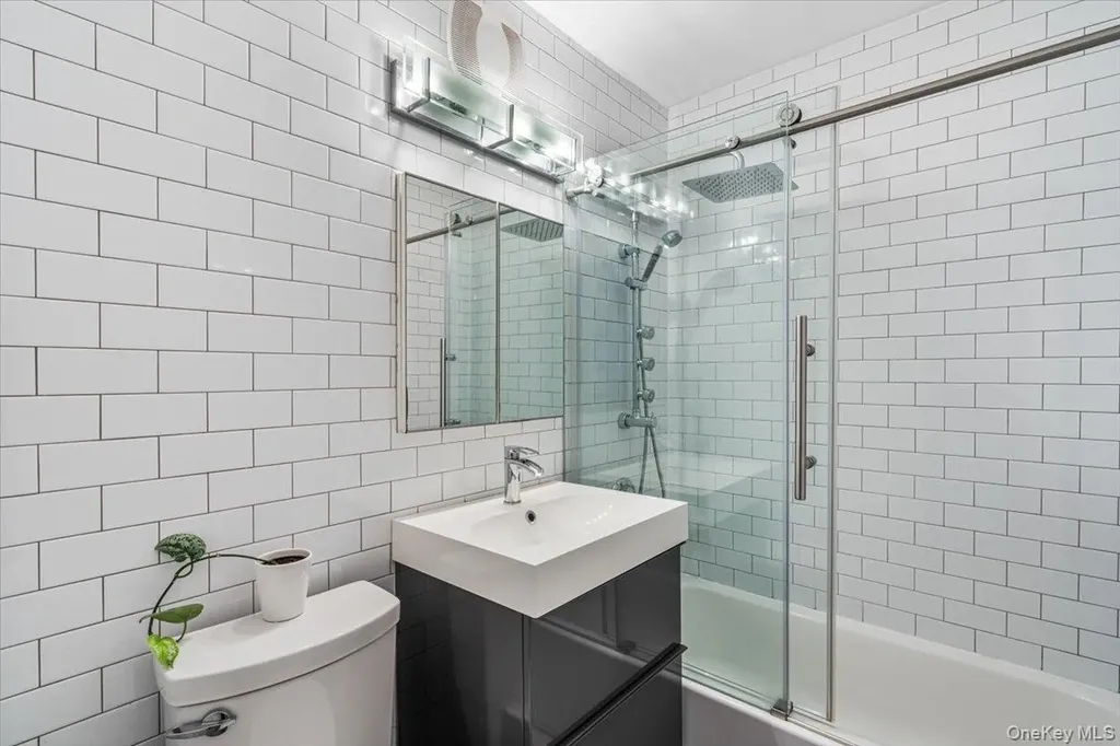275 Webster Avenue Brooklyn NY 11230