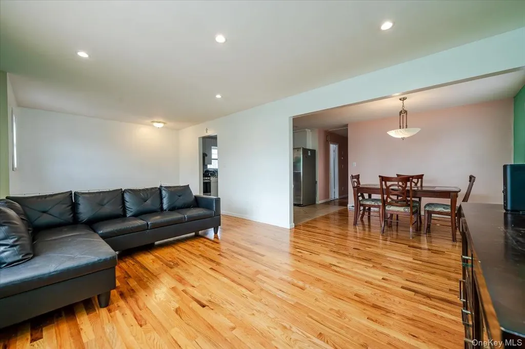 2 Wilson Street East Rockaway NY 11518