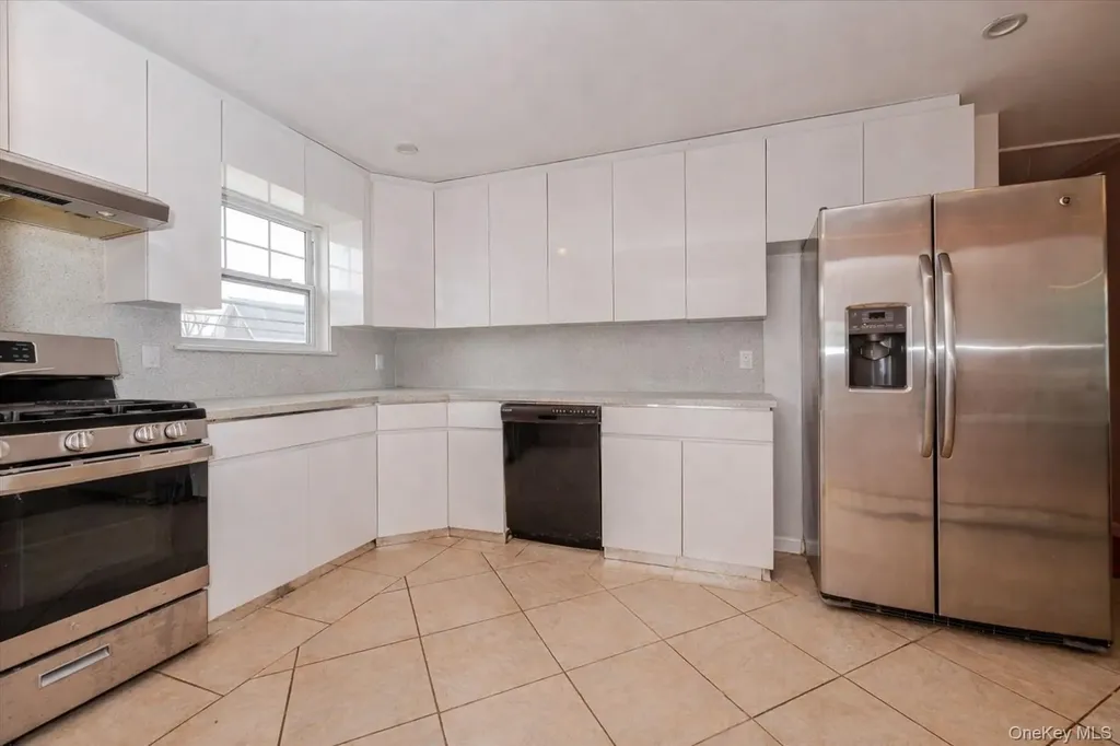 2 Wilson Street East Rockaway NY 11518