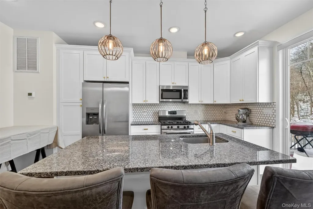 76 Magnolia Park Road Middletown NY 10940