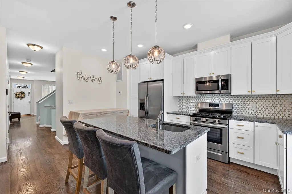 76 Magnolia Park Road Middletown NY 10940