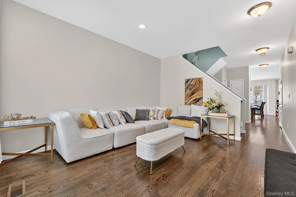 76 Magnolia Park Road Middletown NY 10940