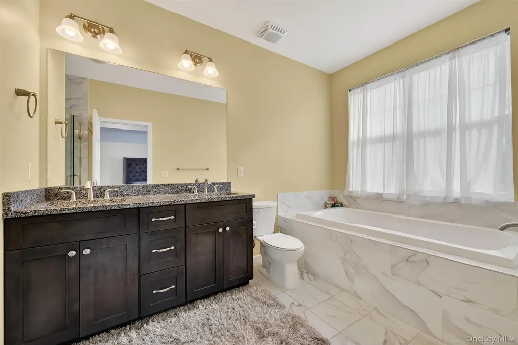 76 Magnolia Park Road Middletown NY 10940
