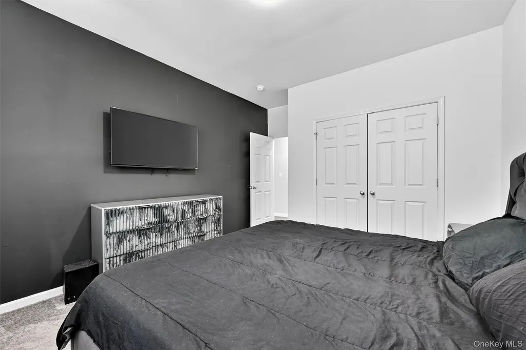 76 Magnolia Park Road Middletown NY 10940