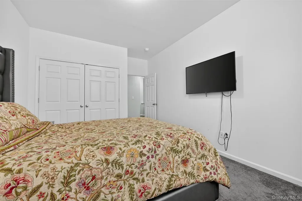 76 Magnolia Park Road Middletown NY 10940