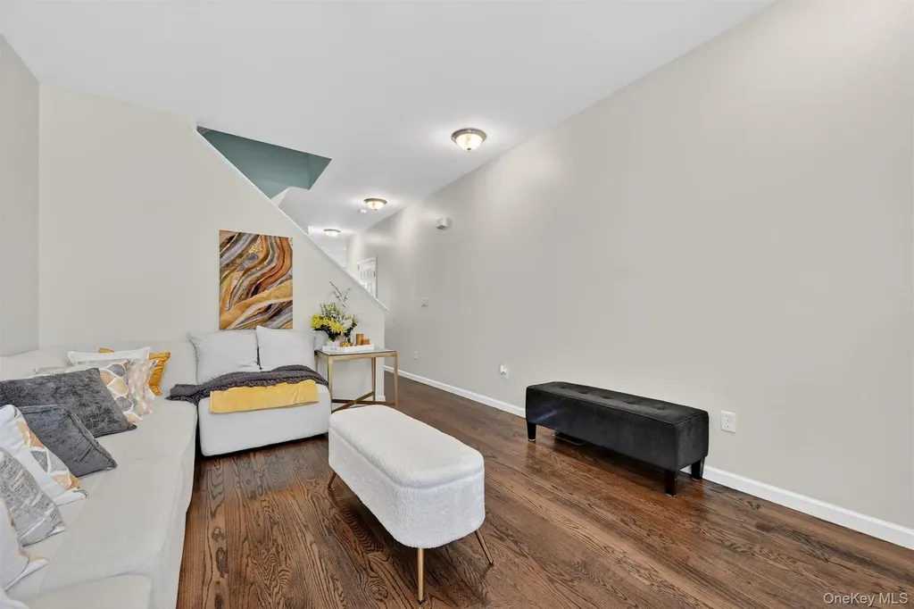 76 Magnolia Park Road Middletown NY 10940