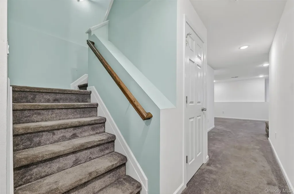 76 Magnolia Park Road Middletown NY 10940