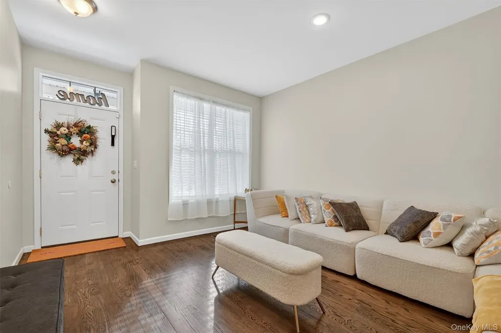 76 Magnolia Park Road Middletown NY 10940