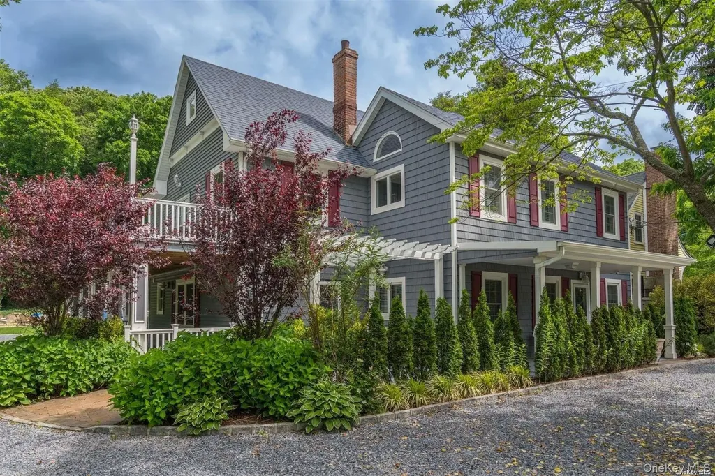 245 Main Street Cold Spring Harbor NY 11724