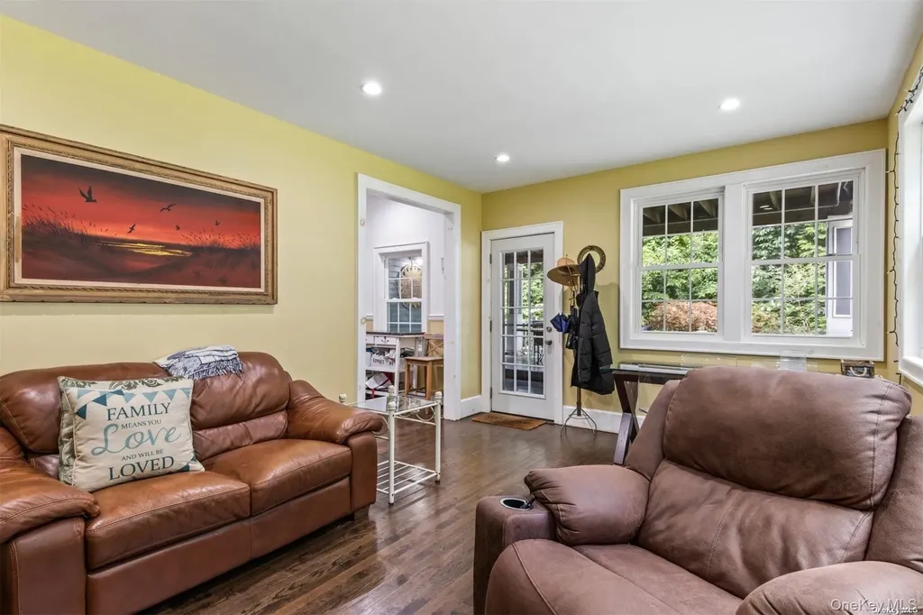 245 Main Street Cold Spring Harbor NY 11724