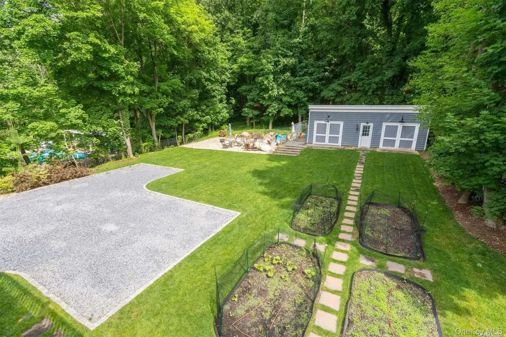 245 Main Street Cold Spring Harbor NY 11724