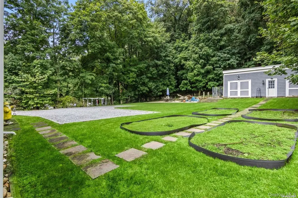 245 Main Street Cold Spring Harbor NY 11724