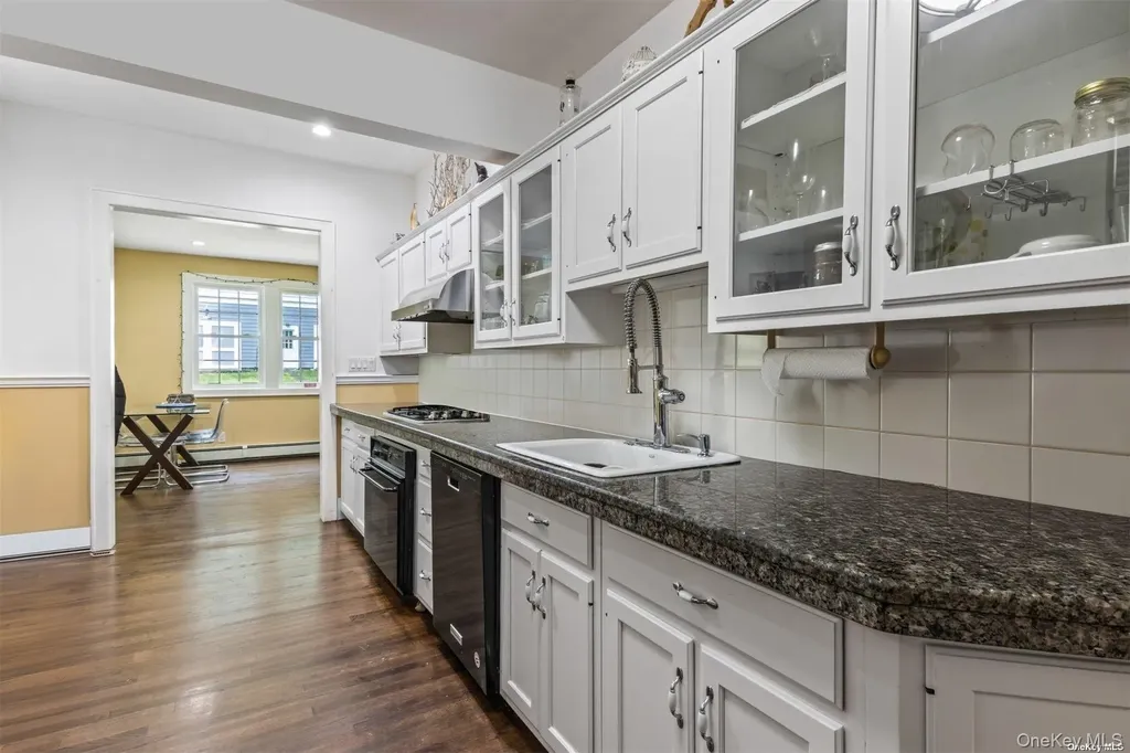245 Main Street Cold Spring Harbor NY 11724