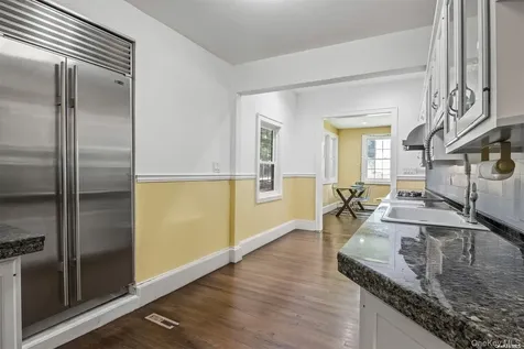 245 Main Street Cold Spring Harbor NY 11724