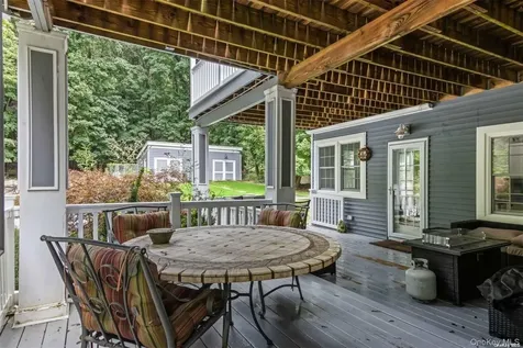 245 Main Street Cold Spring Harbor NY 11724