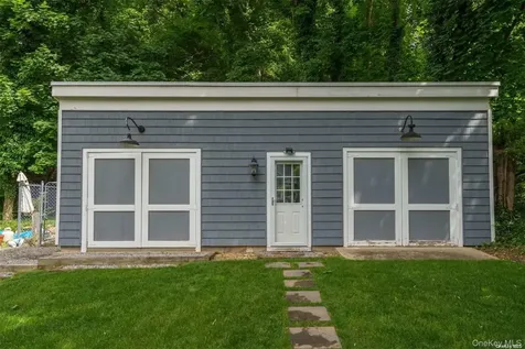 245 Main Street Cold Spring Harbor NY 11724