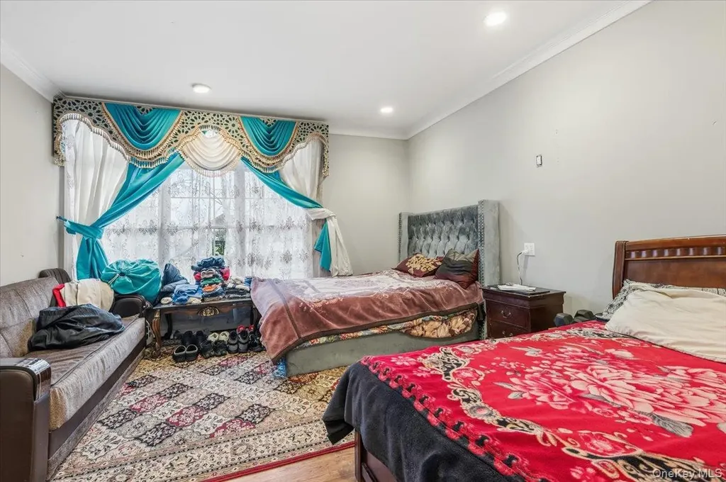 21 Astor Avenue Saint James NY 11780