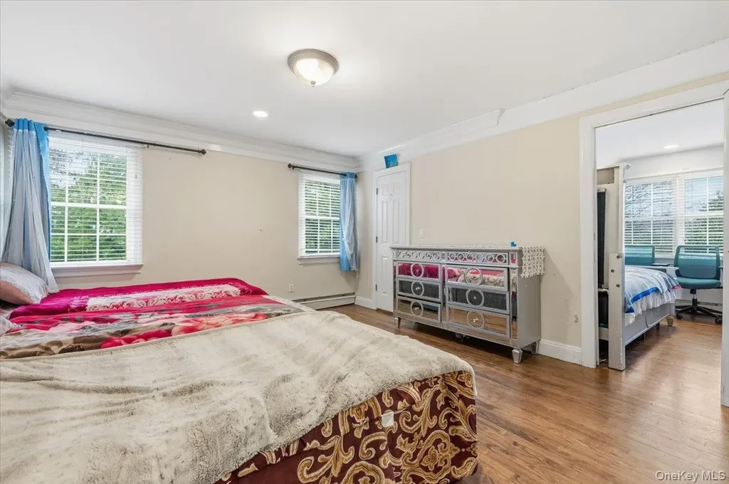21 Astor Avenue Saint James NY 11780